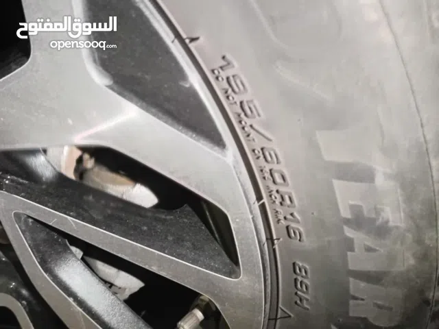 2 تاير مقاس 16 جوديير جيدين للاستخدام بدون مشاكل