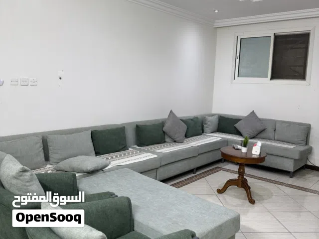 كنب بحاله جيده جدا