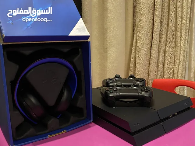 Ps4 مستعملة استعمال خفيف