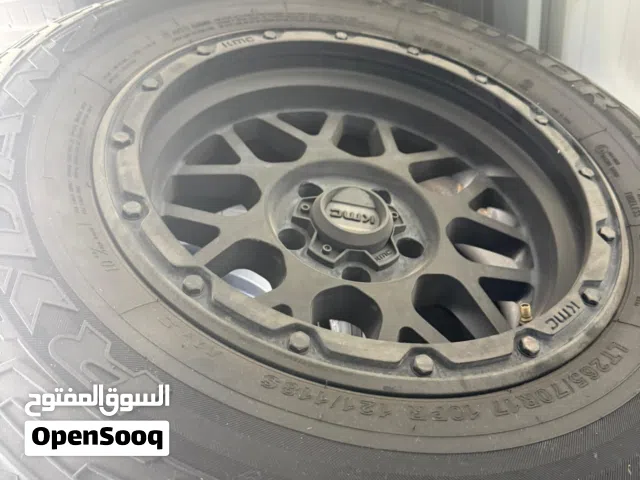 للبيع رنجات kmc أصليات خمس حبات يركب للجيب Jk و JL