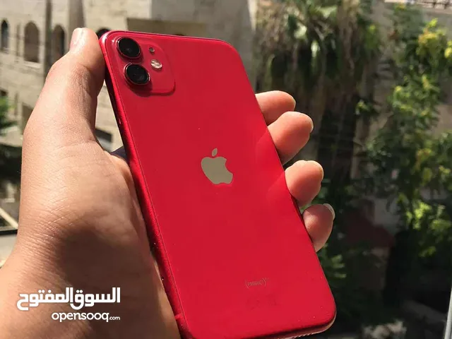 ايفون 11 بحالة الوكالة وبسعر مغري حرققق 128g