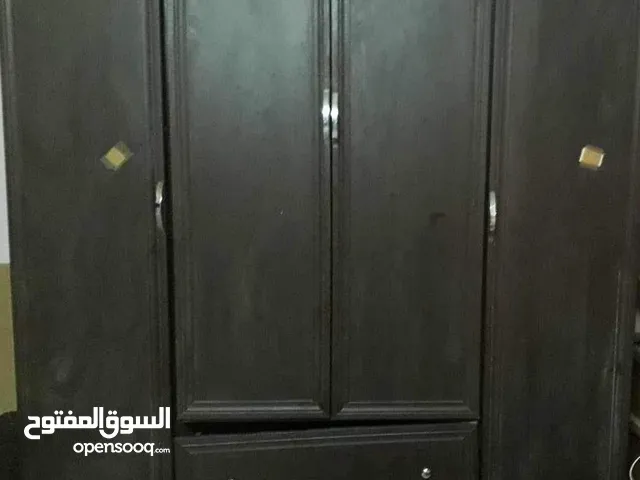 خزانة في حالة جيدة