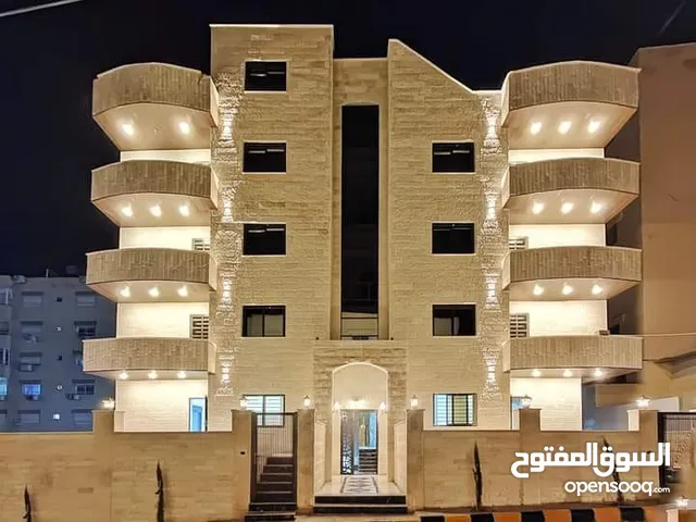 300 m2 5 Bedrooms Apartments for Sale in Zarqa Al Zarqa Al Jadeedeh