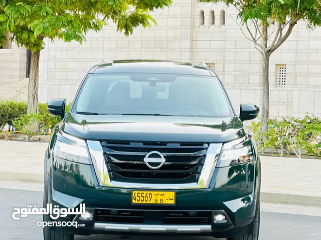 Nissan Pathfinder 2023 in Al Dakhiliya