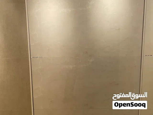 قطعة ارض مساحتها 74 متر