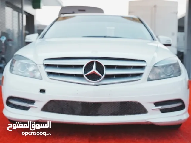 مرسيدس بنز (C300) تريبتك لأصحاب الأقامات و الجنسيات حاله ممتازه فبريكا داخلي و خارجي
