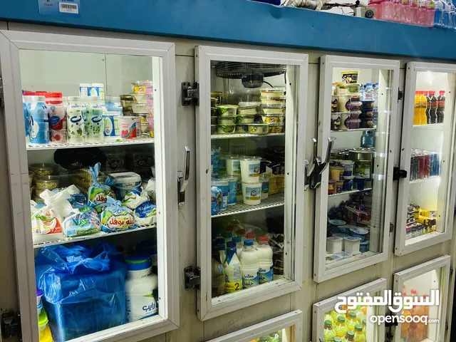 ثلاجة عرض 4 ابواب شغالة مية المية  مطور مكيف