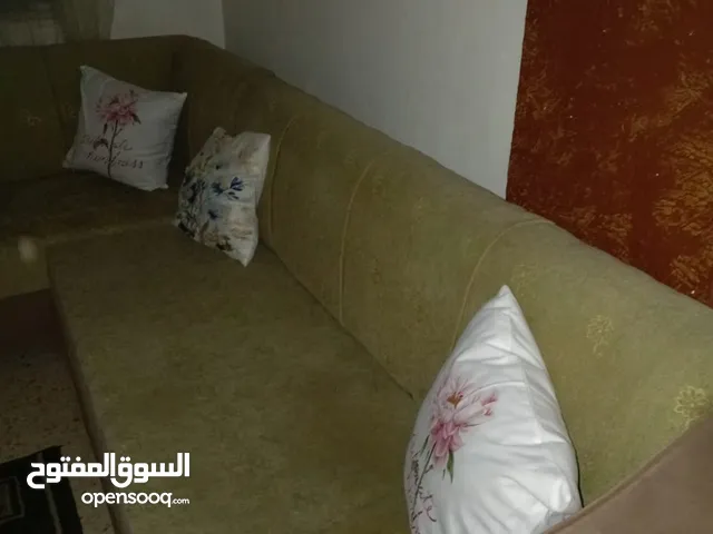 طقم كنب للبيييييع بحال الوكاله استخدام كم شهر