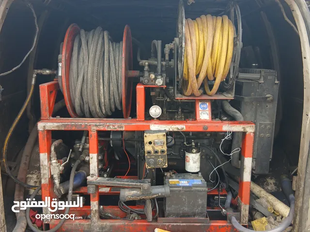 للبيع مكينه غسيل وتسليك المجاري  jester unit for sell