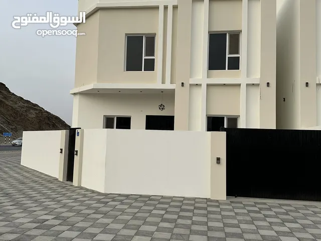 281 m2 5 Bedrooms Villa for Sale in Muscat Amerat