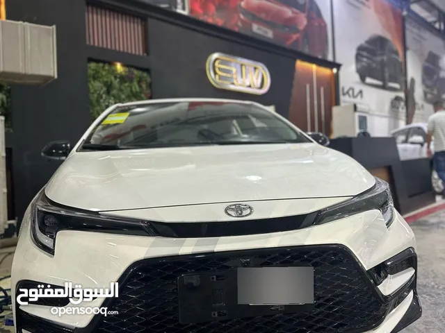 كورولا فئة s فول مواصفات 4 كاميرات بلاك اديشن يتوفر البيع والمراوس