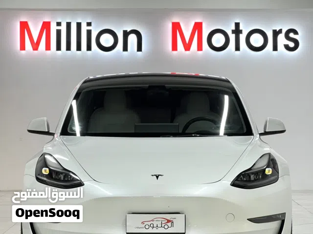 تسلا بروفورمنس 3 موديل 2023 قمه في النظافه و جاهزه للأستخدام اليومي