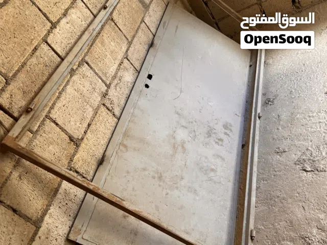 باب حديد صب ضرفتين 204*120 ثقيل للبيع