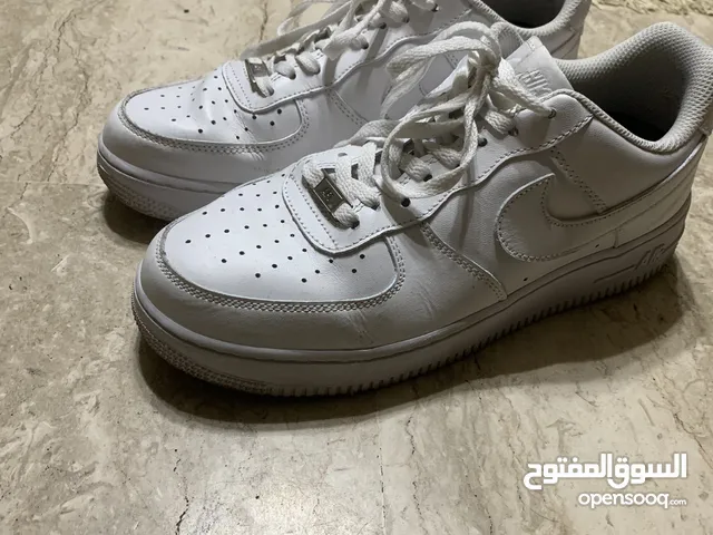 43 Sport Shoes in Amman