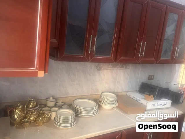 مطبخ ألمونيم قهوي استعمال نظيف 2.80