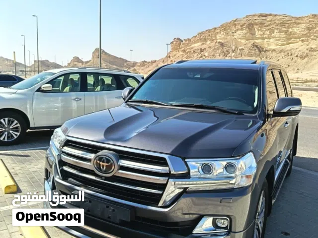 لاندكروزر 5.7 VXR