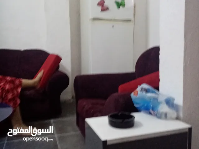 60 m2 3 Bedrooms Townhouse for Sale in Zarqa Al Hawooz
