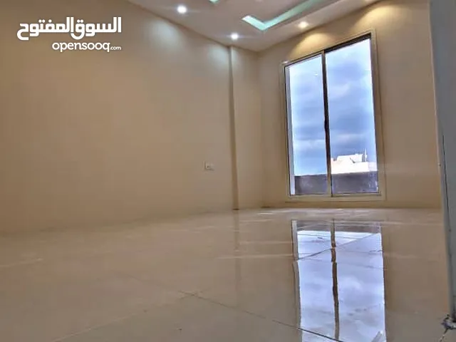 169m2 4 Bedrooms Apartments for Sale in Sana'a Haddah