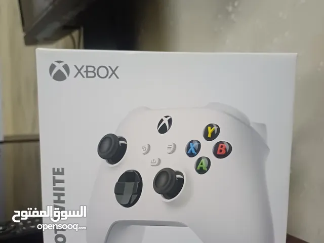 يد xbox series استعمال اسبوع نضيفه جدا شبه جديده السعر 18 وتوصيل للبيت ودفع عند الاستلام