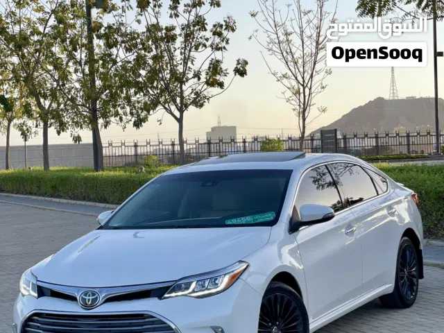 تويوتا أفالون 2017 موديل تورنج للبيع – لون أبيض مع مواصفات أمريكية