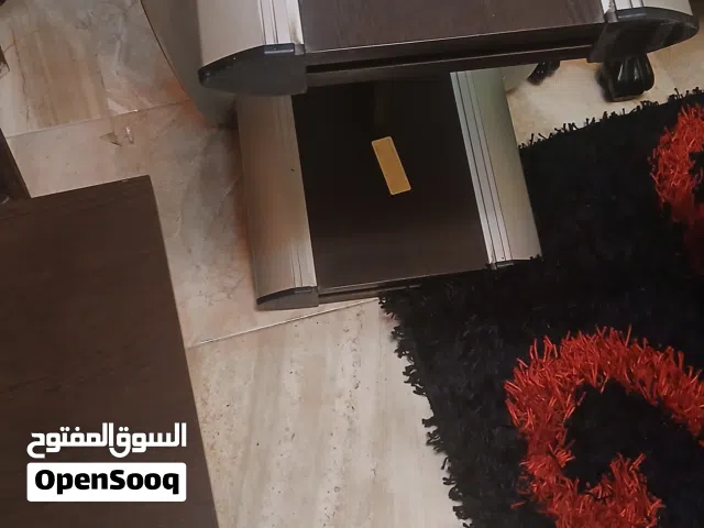 طاولات وكالة مش كرتون
