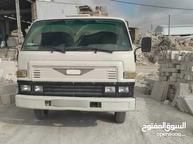 قلاب دايهاتسو عريض