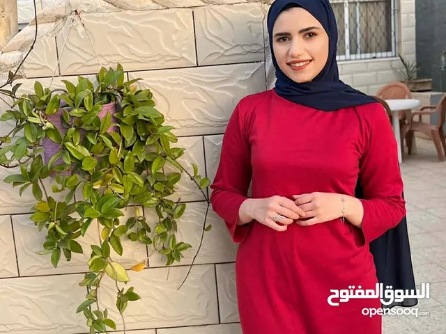 حلا نضال اسماعيل خطيب