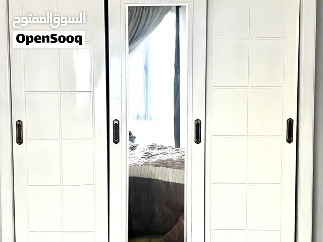 دولاب جرار بمرايه