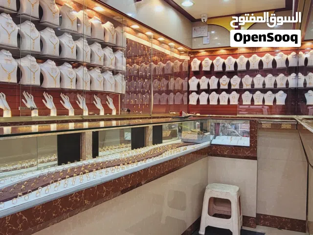 محل للبيع الديكور ونقل القدم إجاره 70الف