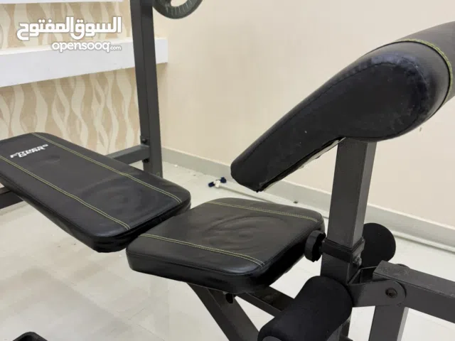 كرسي احترافي مع 2 دمبلز 30 كيلو مع بار 50 كيلو