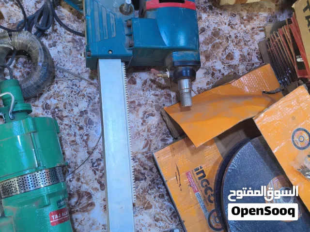 مثقاب جديد غير مستخدم