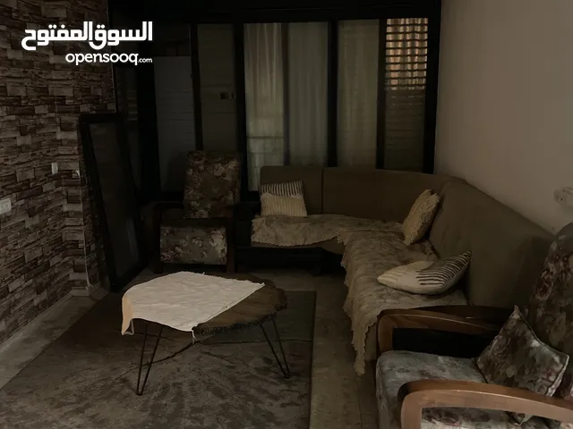 غرفه مشتركة للإيجار