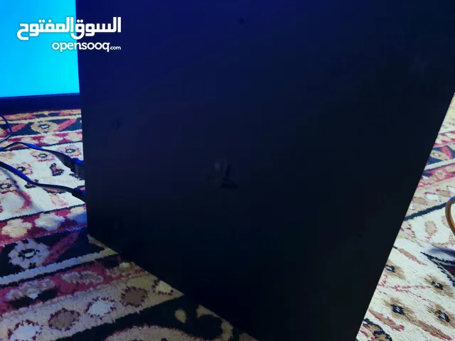 (Playstation 4 pro (1T بلايستيشن 4 برو 1 تيرا امريكيه مع الكرتونه و ايد اصليه و وحده كوبي PS4 (1T)