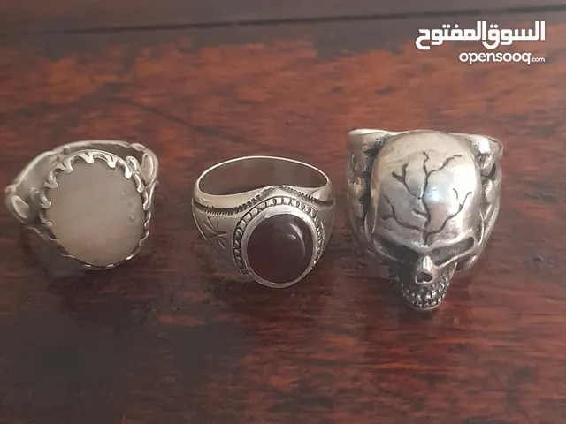 للبيع عدد 3 خواتم رجالي مقاسات مختلفه
