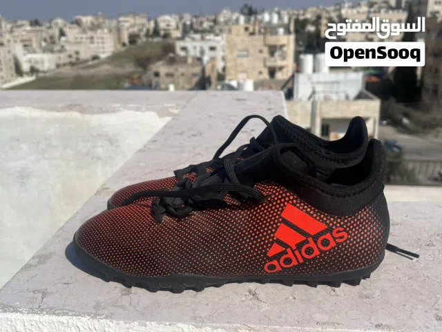 السعر قابل للتفاوض adidas art cg3728