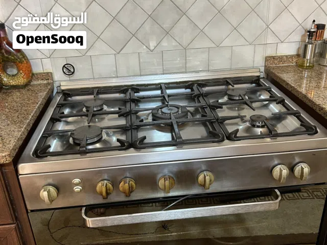 غاز مع فرن اكبر حجم نوعيه ايطالي