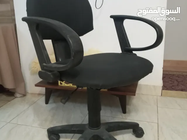 كرسي حاسوب اقرأ الوصف