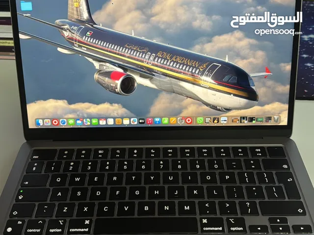 لابتوب ماك بوك اير M2 20222 بحالة الوكالة