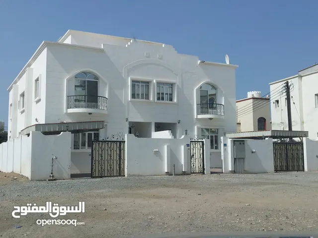 350m2 5 Bedrooms Townhouse for Rent in Muscat Al Mawaleh