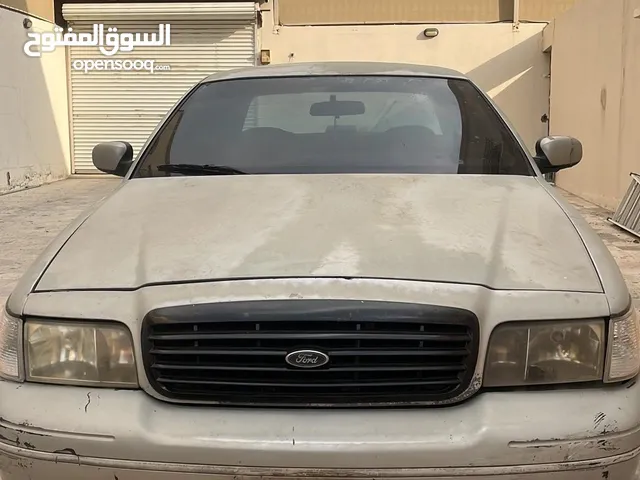 فورد فكتوريا 1998 للبيع