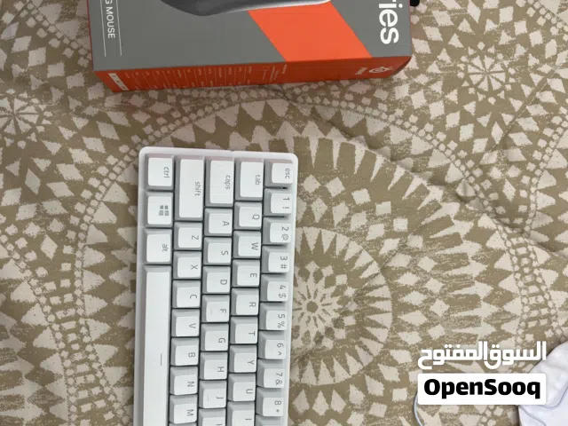 RAZER HUNTSMAN mini gaming keyboard and steelserious prime gaming mouse