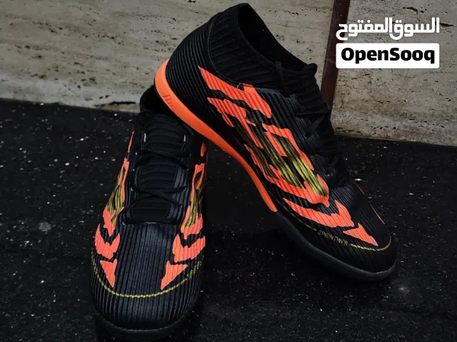 43 Sport Shoes in Tripoli