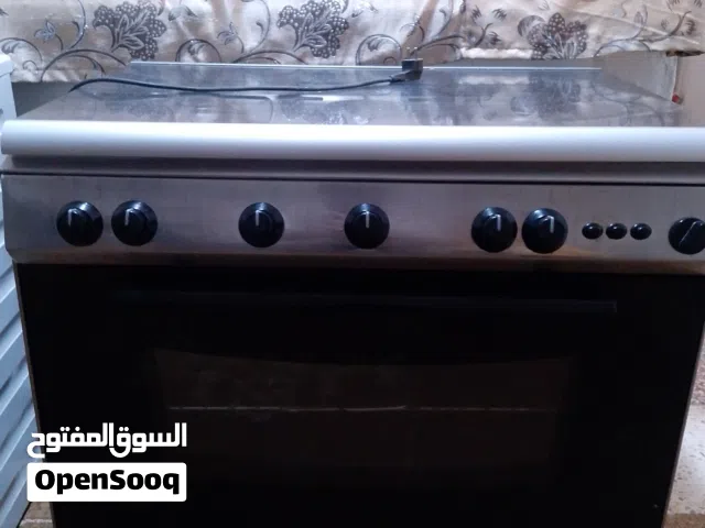 غاز ايطالي 90 سم بفرن بخمس عيون + غسالة بيكو 7 كيلوا