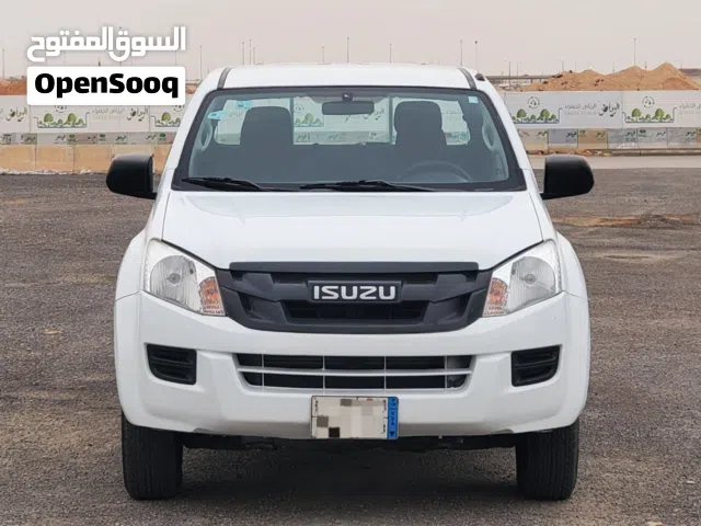 2015 ايسوزو D-ماكس Standard