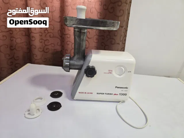 مفرمة لحم وكبة  بانوسونك يابانية 1300واط  A Japanese meat and kubba mincer 1300w