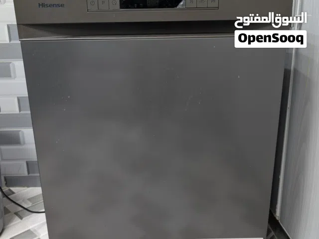 غسالة 12 طقم من ماركة Hisense استخدام اقل من 5 شهور