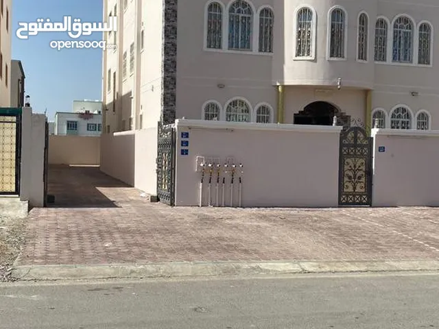 100 m2 3 Bedrooms Apartments for Rent in Muscat Seeb