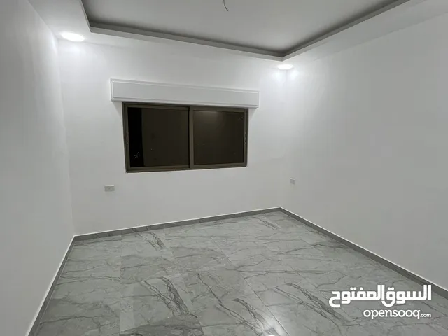 165 m2 4 Bedrooms Apartments for Sale in Zarqa Al Zarqa Al Jadeedeh