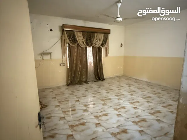 دار ملك صرف من طابقين للإيجار التجاري فقط