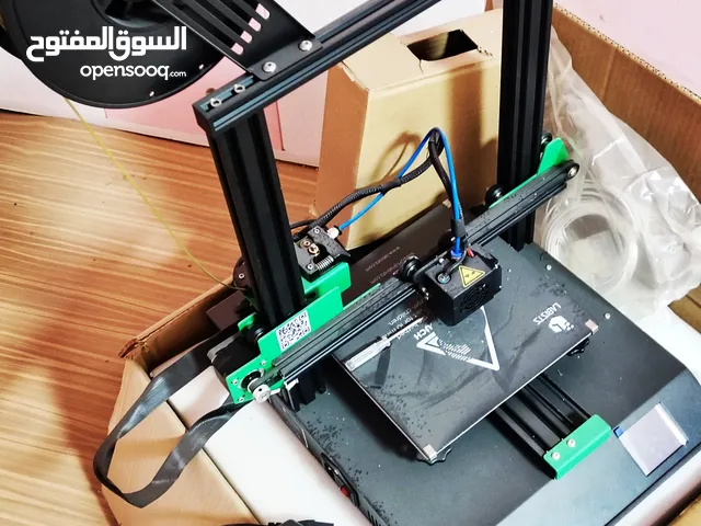 طابعة 3D للبيع ما مستعملة تعمل على الشاشة لمس نوعية ممتازة جدا